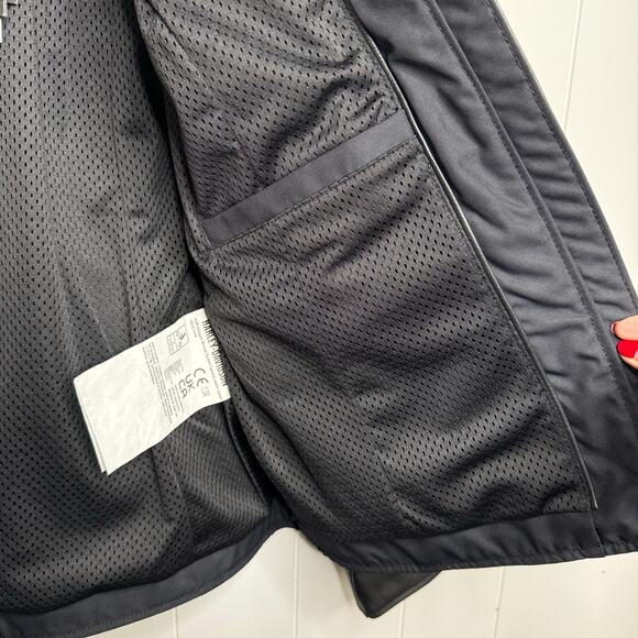 Harley-Davidson motorcycle black leather jacket - Picture 9 of 15